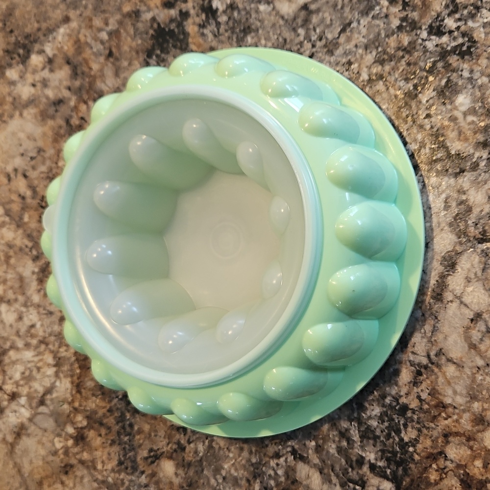 Vintage 1960s Tupperware #12014 Green Jello Mold Bundt Style With Lid 3 …
